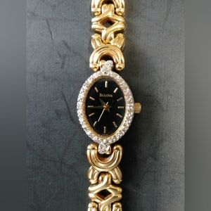 Beautiful Bulova Quartz T9 Watch New Battery